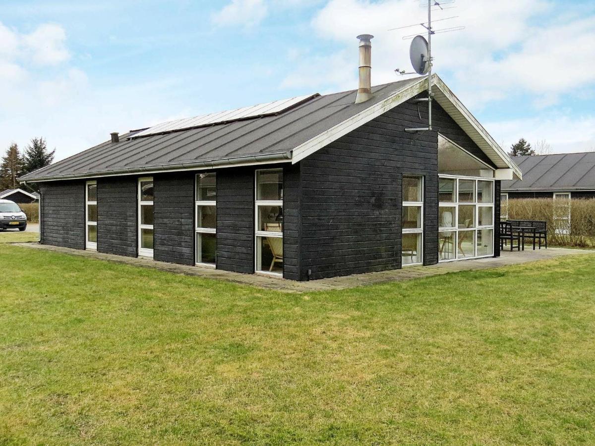 8 Person Holiday Home In Hals Zewnętrze zdjęcie